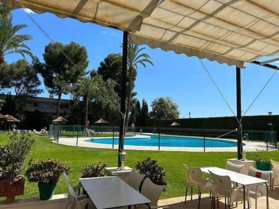 Estudio Torre De Andalucia Marbella Exterior foto